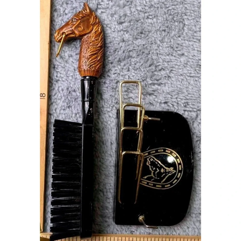 Valet Tie Rack Wall Plaque Brush Shoehorn Set ~ OS Black Horse Head ~ Vintage